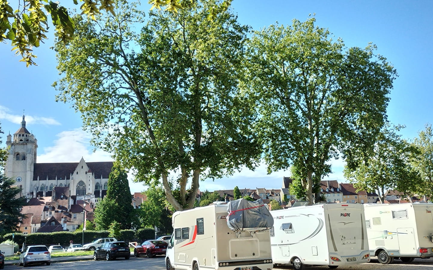 Camping car - Aire de stationnement avenue de lahr