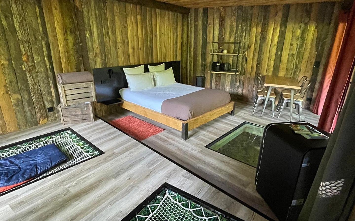 Lodge Insolite du Ruisseau du Moulin de Cramans