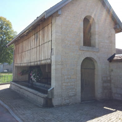 Le sentier du village de Bonnevaux