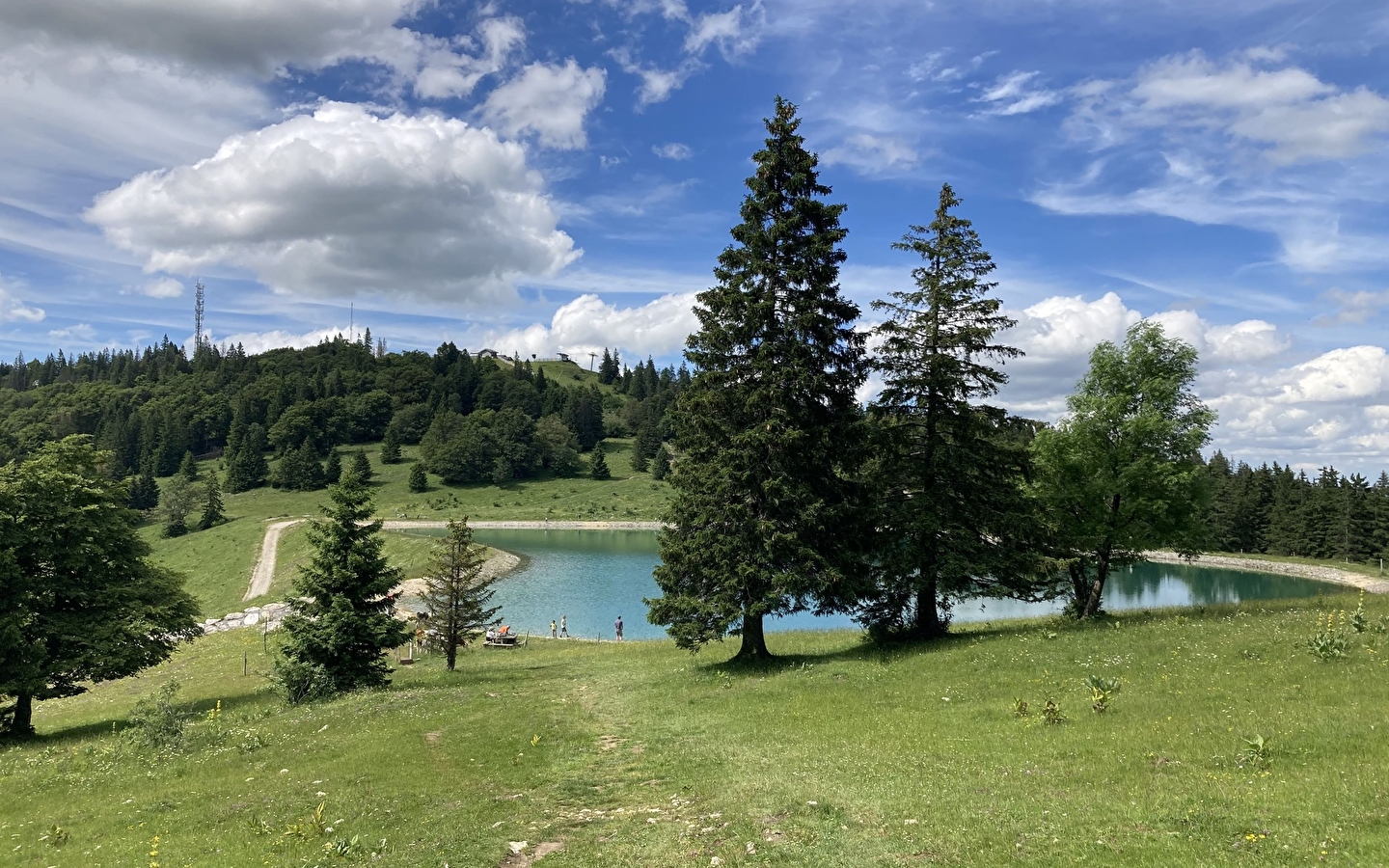 Sentier du Lac aux Crêtes du Mont d'Or