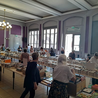 Vente de livres d'occasion au profit de la bibliothèque de l'hôpital de Besançon