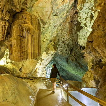 Grottes du Cerdon – Parc de Loisirs Préhistoriques - LABALME