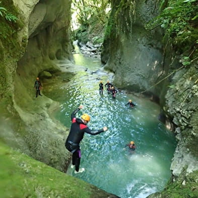 Stage multi-activités dans le Haut-Bugey avec Canyoning Emotions