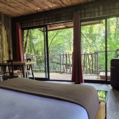 Lodge Insolite du Ruisseau du Moulin de Cramans