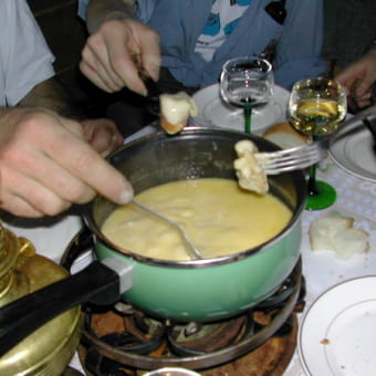 Fondue au gibier - Châtelaine