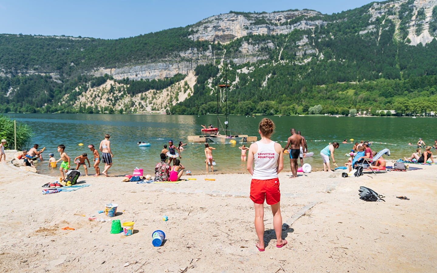 Baignade au lac de Nantua