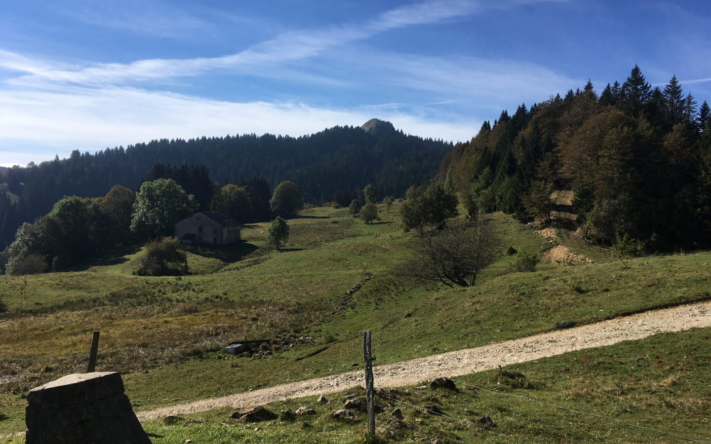 La Borne au Lion, Crêt de Chalam