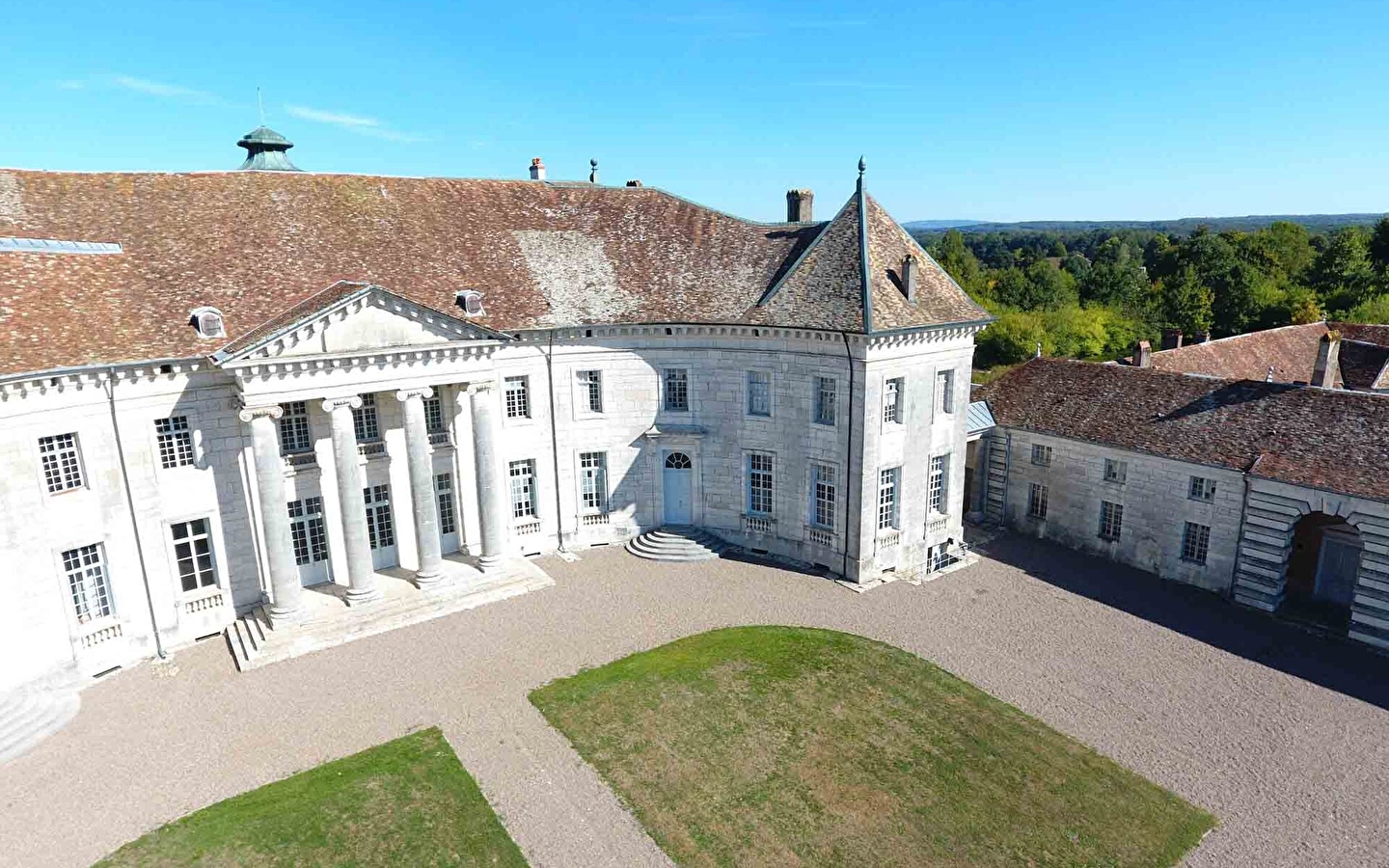 Retour à l'élégance, au château de Moncley