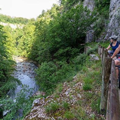Les Trois Lacs - 7B