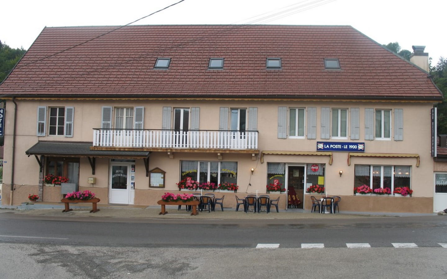 Restaurant la Poste le 1900