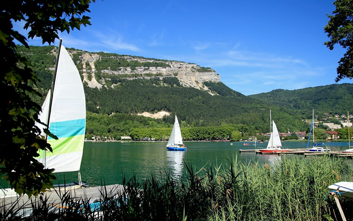 Balade avec skipper sur le lac de Nantua