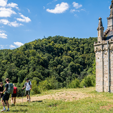 Le Val de Cusance (par la croix de Saint-Erminfroi) 
