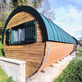 Les Gîtes de l'Orée du Bois - Tonneau - TORPES